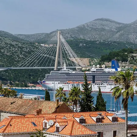 Marina View - One-bedroom With Terrace And Sea View