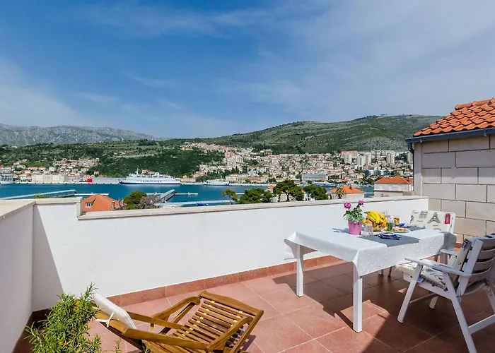 Marina View - One-bedroom With Terrace And Sea View * Dubrownik