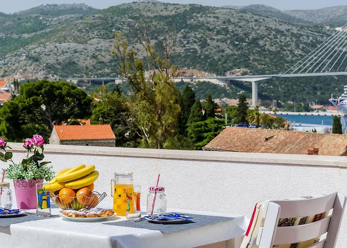 Marina View - One-bedroom With Terrace And Sea View Apartmán Dubrovník