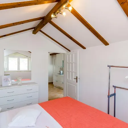 Marina View - One-bedroom With Terrace And Sea View Dubrownik